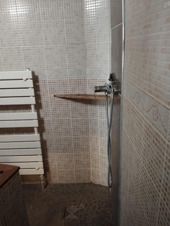Studio - Hypercentre - Wifi Et Clim Тулон Экстерьер фото